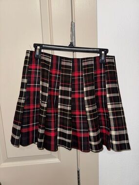 Alice + Olivia Plaid Pleated Mini Skirt - Red/Black